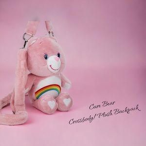 Care Bear Gentle Encouragement Plush Crossbody Bag. RAINBOW
80% Cotton 20% Polye